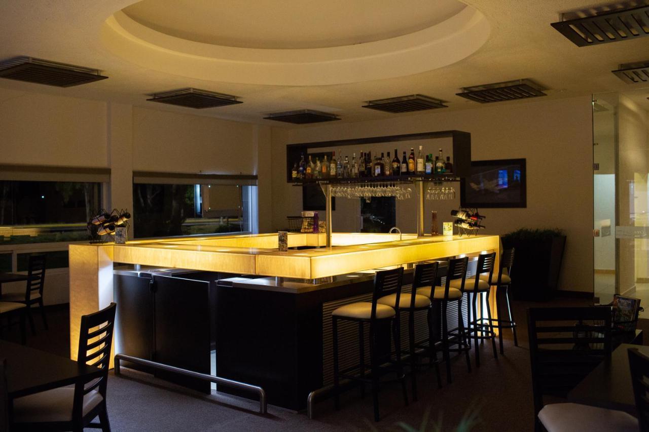 Hotel Aeropuerto Morelia Alvaro Obregon Eksteriør billede